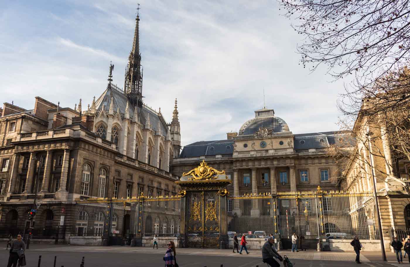 The Holy Chapel, a gothic pearl in Paris | Streetwise